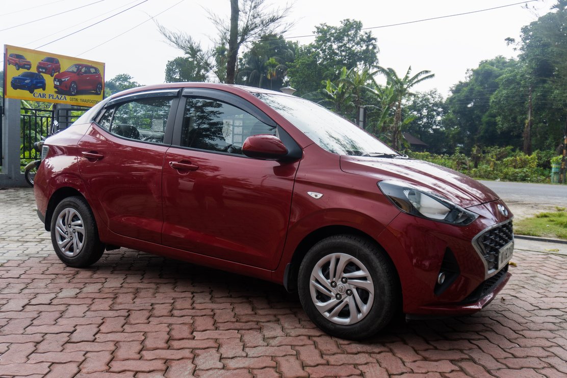hyundai-aura-2021-17
