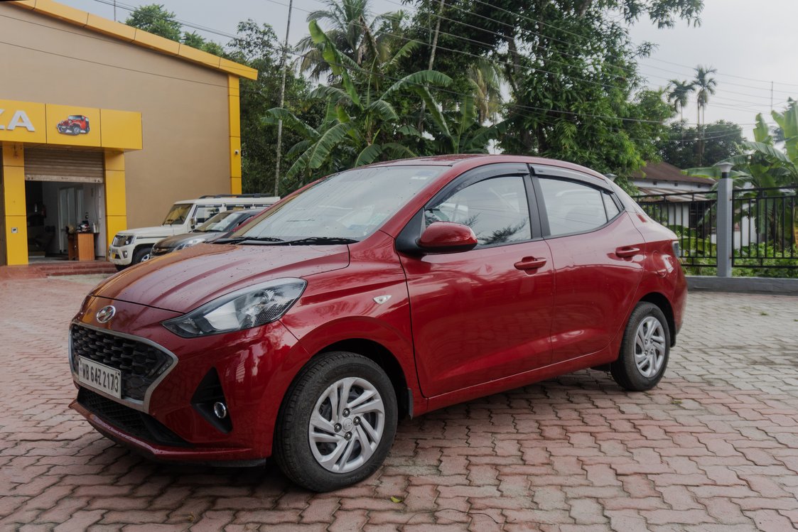 hyundai-aura-2021-17